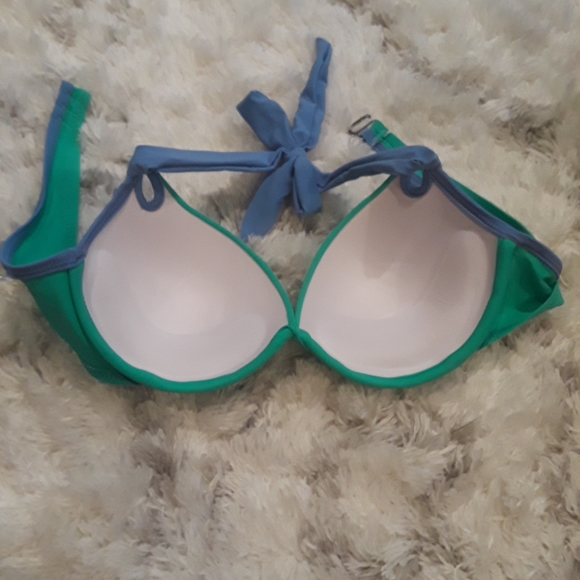 Push up bikini halter top - Picture 2 of 5